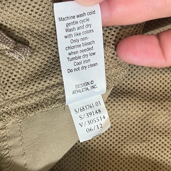 Athleta Tan Dry Dipper Wide Leg Hiking Travel Cargo Pants Size 16 bootcut 683761 - Picture 4 of 8